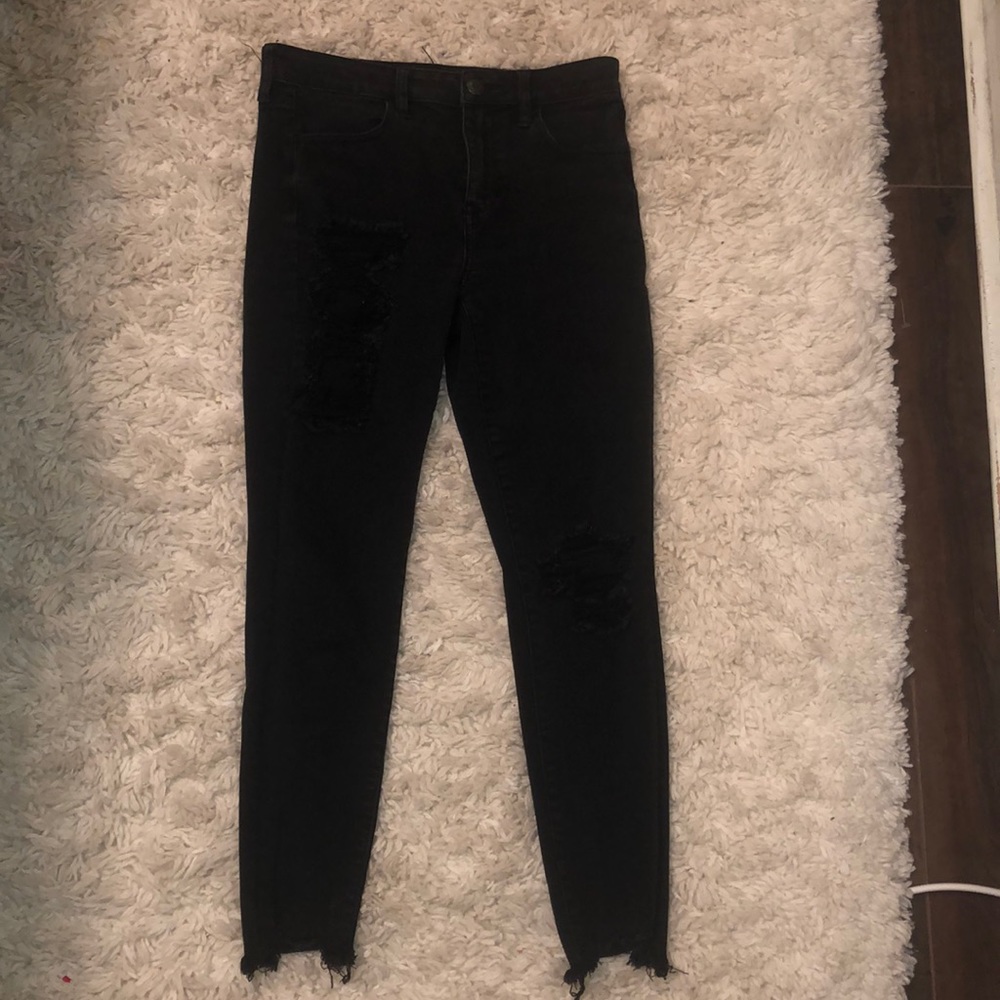 Black Distressed American Eagle Jeans